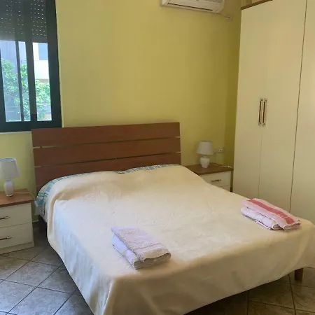 Nocleg ze śniadaniem Friends House Tirana